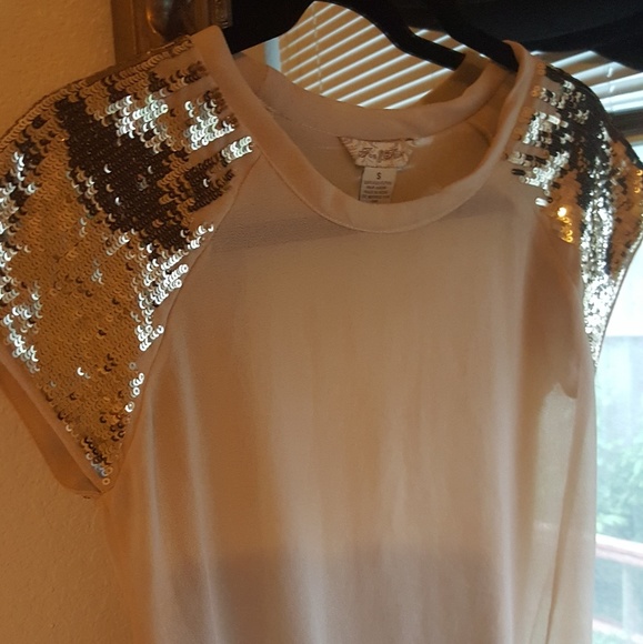 Gold sequin top - Picture 6 of 6